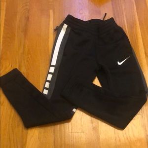 Nike Elite joggers